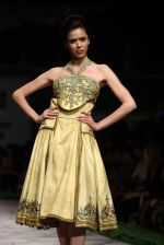 Model walk the ramp for Shantanu Goenka at Wills India Fashion Week 2011 on 10th Oct 2011 (188).JPG