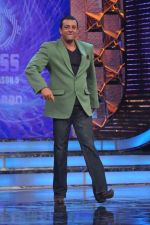 Sanjay Dutt on the sets of Big Boss 5 in Lonavala, Mumbai on 29th Oct 2011 (82).JPG