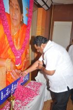 Dasari Padma Condolences and Funeral on 28th October 2011 (427).JPG