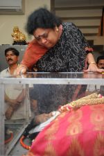 Dasari Padma Condolences and Funeral on 28th October 2011 (525).JPG