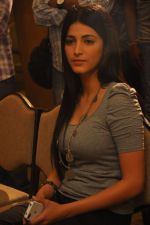 Shruti Haasan attends 7th Sense Movie Success Meet on 31st October 2011 (6).JPG