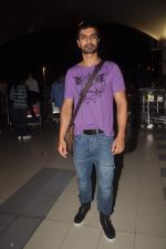 Ashmit patel snapped at airport on 2nd Nov 2011 (3).JPG