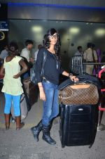 Anushka Manchanda snapped as she leaves for Dallas in Mumbai Airport on 6th Nov 2011 (18).JPG