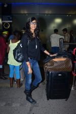 Anushka Manchanda snapped as she leaves for Dallas in Mumbai Airport on 6th Nov 2011 (26).JPG