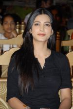 Shruti Hassan attends Oh My Friend Movie Triple Platinum Disc Function on 5th November 2011 (3).JPG