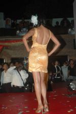 at Rohit Verma birthday with fashion show in Novotel, Mumbai on 8th Nov 2011 (116).JPG