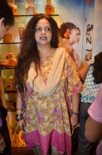 Neelima Azeem at Natasha Shah_s Nature_s Co store launch in Infinity Mall, Malad on 10th Nov 2011 (2).JPG