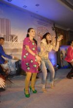 Neha Dhupia, Manasi Scott at Pappu Can_t Dance music launch in Sea Princess on 10th Nov 2011 (50).JPG