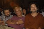 Sudhir Mishra, Kailash Kher at Pappu Can_t Dance music launch in Sea Princess on 10th Nov 2011 (116).JPG