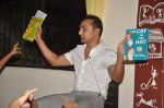 Rahul Bose at Celebrate Bandra book reading for kids in D Monte Park on 12th Nov 2011 (16).JPG