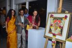 Juhi Chawla at Bharat Tripathi_s art exhibition in Musuem Art Gallery on 14th Nov 2011 (20).JPG