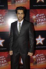 Arjan Bajwa at Star Super Star Awards in Yashraj on 15th Nov 2011 (27).JPG