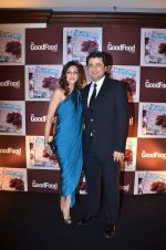 Sonali Bendre, Goldie Behl at BBC Godd Food Guide launch in Taj Land_s End on 19th Nov 2011 (89).JPG