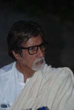 Amitabh Bachchan press meet at home in Janak, Mumbai on 22nd Nov 2011 (34).JPG