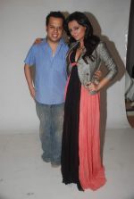 Roshni Chopra photo shoot with Luv Israni in Andheri East on 22nd Nov 2011 (25).JPG