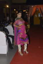 at Designer Aarti Gupta showcases her collection in Wedding Cafe on 23rd Nov 2011 (49).JPG