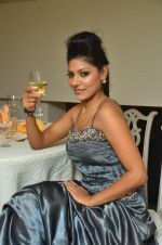 at Designer Aarti Gupta showcases her collection in Wedding Cafe on 23rd Nov 2011 (79).JPG