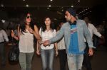 Priyanka Chopra, Ranbir Kapoor snapped returning from Barfee shoot in Mumbai airport on 24th Nov 2011 (11).JPG