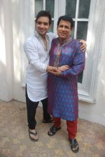 Rajendra Chawla, Sraman Jain at Sony TV_s Saas Bina Sasural on location in Malad on 24th Nov 2011 (46).JPG