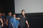 Akshay Kumar at the Desi Boyz promotions in Oberoi Mall on 25th Nov 2011 (52).JPG