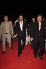 Shahrukh Khan at Priyanka Soorma_s wedding in Race Course on 28th Nov 2011 (27).JPG