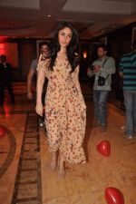 Kareena Kapoor at the launch of Ek Main Aur Ekk Tu first look in Taj Lands End on 30th Nov 2011 (20).JPG