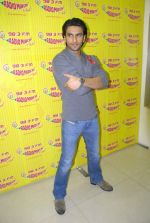 Ranveer Singh promote their film Ladies VS Ricky Bahl at 98.3 FM Radio Mirchi in Lower Parel on 1st Dec 2011 (2).JPG