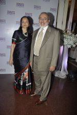 at Namaste America Hussain auction dinner in Trident, Mumbai on 2nd Dec 2011 (26).JPG