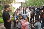 Govinda speak to media about Dev Anand on 4th Dec 2011 (20).JPG