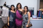 Sonali Bendre at Aarna Fashion exhibition in BMB Art Gallery on 9th Dec 2011 (98).JPG