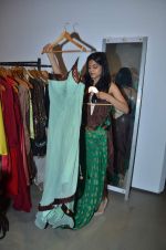 at Aarna Fashion exhibition in BMB Art Gallery on 9th Dec 2011 (140).JPG