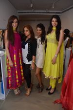 at Aarna Fashion exhibition in BMB Art Gallery on 9th Dec 2011 (149).JPG