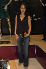 at Toy Watch launch for The Collective in Palladium, Mumbai on 9th Dec 2011 (33).JPG