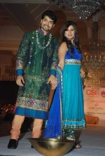 Debina and Gurmeet Chaudhary walk the ramp for Nisha Sagar_s bridal show in Trident on 10th Dec 2011 (6).JPG