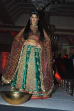 Model walk the ramp for Nisha Sagar_s bridal show in Trident on 10th Dec 2011 (117).JPG