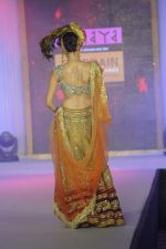 Model walk the ramp for Kimaya fashion show at Trrain Retail Awards in Taj Land_s End on 12th Dec 2011 (118).JPG