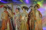 Model walk the ramp for Kimaya fashion show at Trrain Retail Awards in Taj Land_s End on 12th Dec 2011 (142).JPG