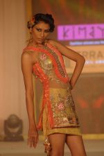 Model walk the ramp for Kimaya fashion show at Trrain Retail Awards in Taj Land_s End on 12th Dec 2011 (62).JPG