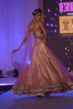 Model walk the ramp for Kimaya fashion show at Trrain Retail Awards in Taj Land_s End on 12th Dec 2011 (97).JPG
