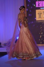 Model walk the ramp for Kimaya fashion show at Trrain Retail Awards in Taj Land_s End on 12th Dec 2011 (98).JPG