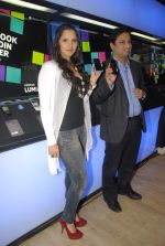 Sania Mirza at Nokia mobile launch in Colaba on 13th Dec 2011 (8).JPG