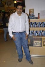 at Scammed book launch by Ahmed Faiyaz in Crossword, Kemps Corner, Mumbai on 14th Dec 2011 (3).JPG