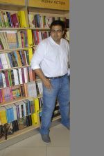 at Scammed book launch by Ahmed Faiyaz in Crossword, Kemps Corner, Mumbai on 14th Dec 2011 (7).JPG