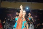 on the ramp for Kawaljeet Show at The Wedding Cafe in Andheri, Mumbai on 16th Dec 2011 (92).JPG