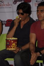 Shahrukh Khan, Ritesh Sidhwani  at Don 2 Game Launch in Mumbai on 17th Dec 2011 (8).JPG