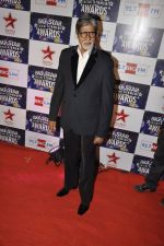 Amitabh Bachchan at BIG star awards 2011 in Bhavans, Mumbai on 18th Dec 2011 (49).JPG