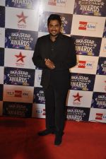 Madhavan at BIG star awards 2011 in Bhavans, Mumbai on 18th Dec 2011 (20).JPG