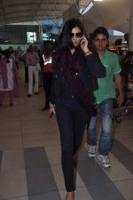 Sushmita Sen snapped at domestic airport on 18th Dec 2011 (14).JPG