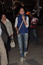 Anushka Sharma snapped at airport on 19th Dec 2011 (13).JPG