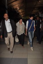 Anushka Sharma snapped at airport on 19th Dec 2011 (19).JPG